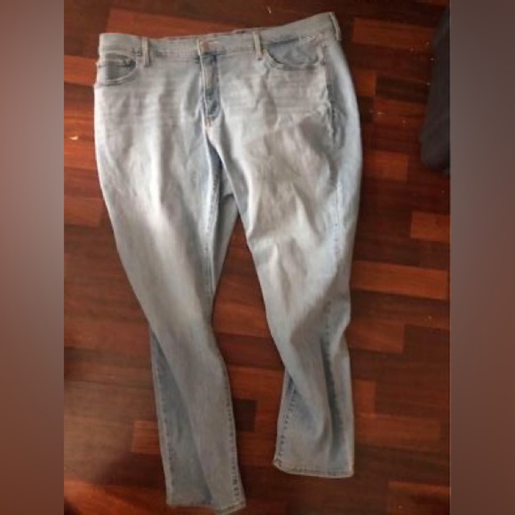 Levis 311 Shaping Skinny Jeans 22W - Picture 1 of 3